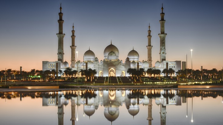 The image of Sheikh Zayed Grand Mosque