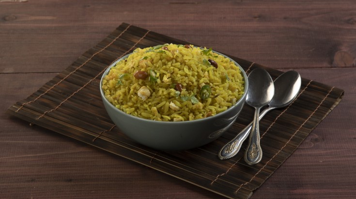 A bowl full of poha.