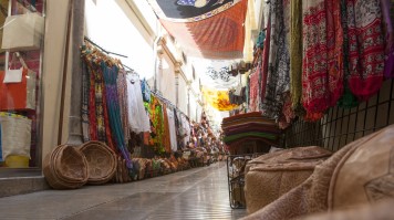 When in Granada, finish up the day by shopping for authentic souvenirs in Alcaiceria Market. Alcaiceria market in Granada