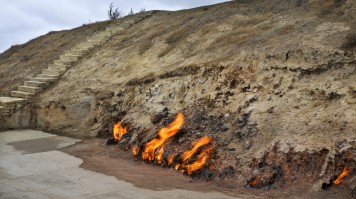 Burning mountain in Yanar Dag