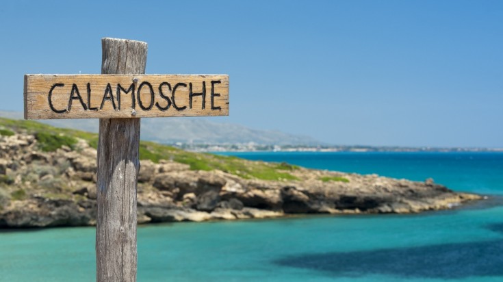 Best beaches in Sicily, in choosing the best Calamosche is ideal to swim.