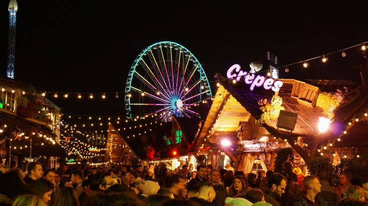 Christmas market in england during winter