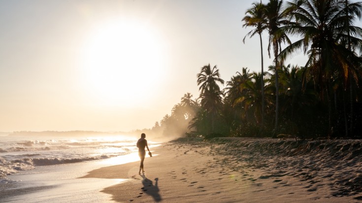 The mercury rises as you travel lower toward the Pacific Coast, providing opportunities for beach activities. Caribbean coast in Colombia in May
