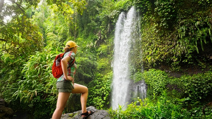 Include hiking into a Costa Rica itinerary