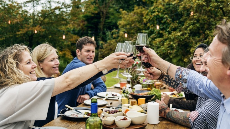 When dining in Hunter Valley sit outside and enjoy fine weather and food.