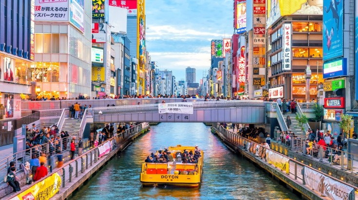 Shopping in the vibrant shopping streets of Dontobori is one of the top things to do in Japan.