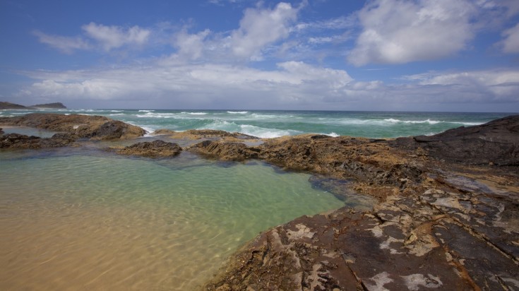 Visit Champagne pools on a Fraser island day tour