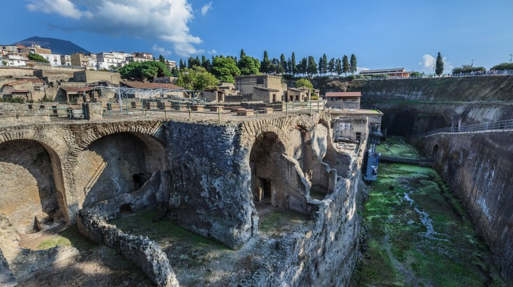 Herculaneum is a town smothered by the volcanic ash of Mount Vesuvius.