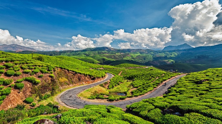 The roads of Munnar during a cloudy weather in Kerala.