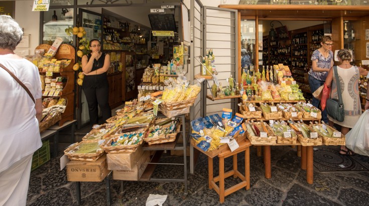 Try a Limocello drink and buy some for your friends back home. Buy a Limocello drink from one of the souvenir shops.