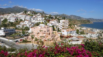 Located just over an hour bus ride from Malaga city, Frigiliana and Nerja are two magnificent Andalusian towns that are a must visit. Visiting Nerja is a must do Malaga activity