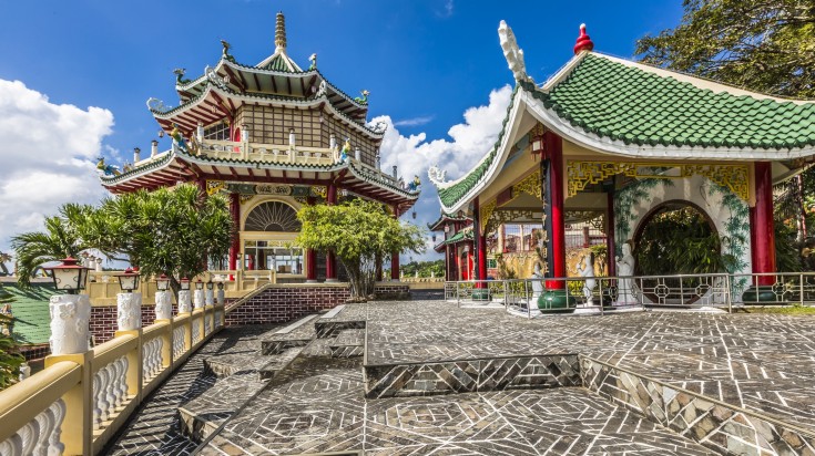 Pagoda and dragon sculpture in Cebu in Philippines in November.
