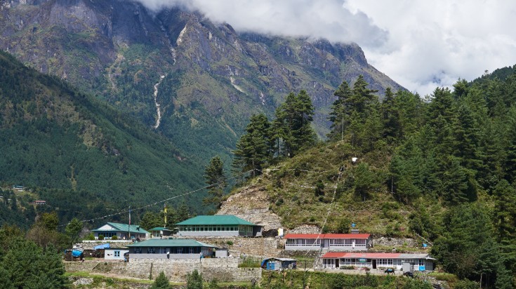 Find accommodation in Phakding while trekking Everest Base Camp.