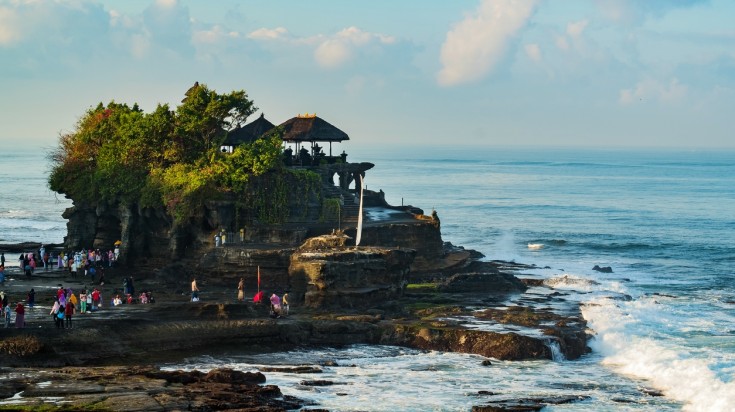 Pura Tanah Lot is one of the most popular Indonesian temples.