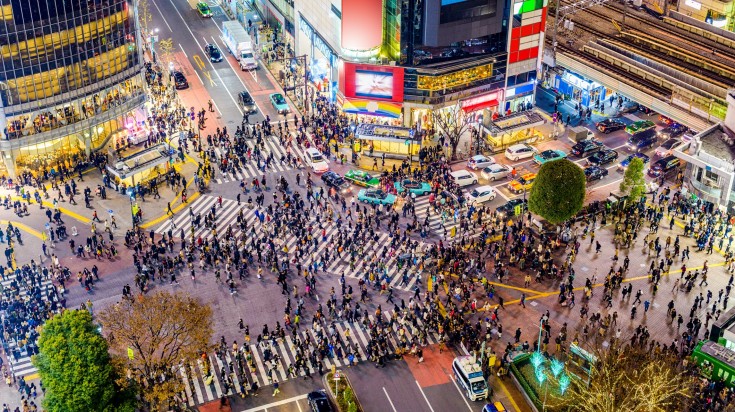  Shibuya crossing, a very busy crosswalk in Tokyo is one of the top Tokyo attractions. 