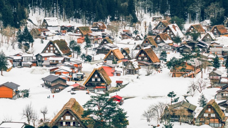 Shirakawago was listed on the UNESCO World Heritage Site and is famous for its impressive style of housing. Shirakawago is a traditional village in Japan which has gasshō style houses