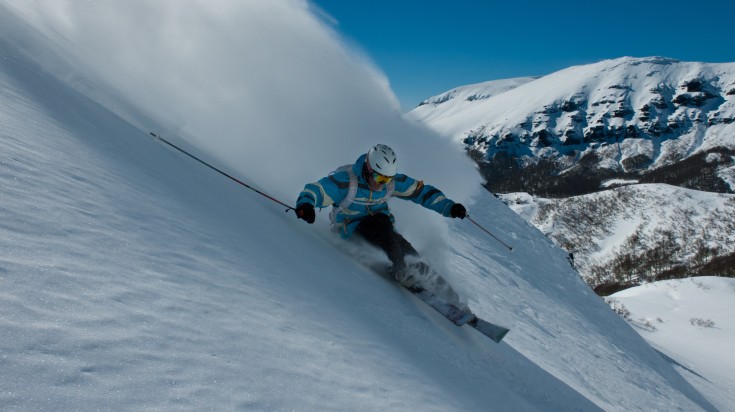 Skier in Cerro Vinciguerra during clear weather.