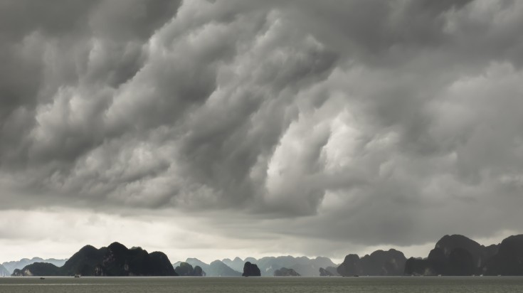 May to June is the season when the rainfall starts in certain areas of Vietnam. Summer season in Vietnam