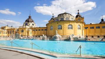 The natural hot springs in Budapest