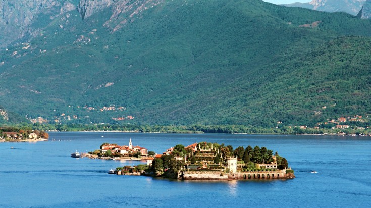 Don't forget to check out the beautiful Borromean islands in lake Maggorie. Get enchanted by the beautiful villas with landscaped gardens of The Borromean Islands.