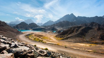 things to do in dubai hatta mountains