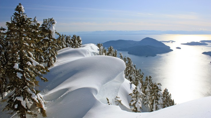 Winter landscape near Vancouver where the Pacific Ocean meets the mountains in Canada in February.