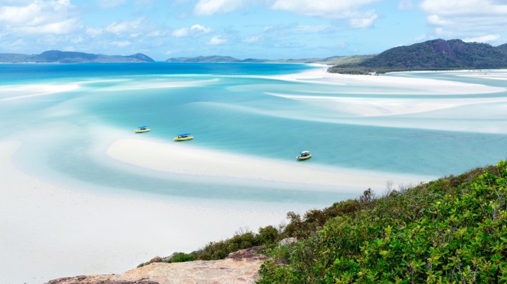 Whitehaven beach can be accessed via boat, helicopter or sea plane.