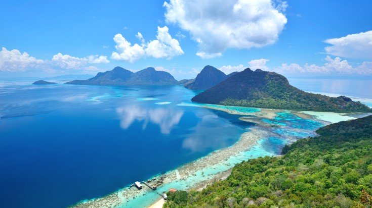 Scenic view of Bohey dulang in Tun Sakaran Marine Park in Malaysia in April