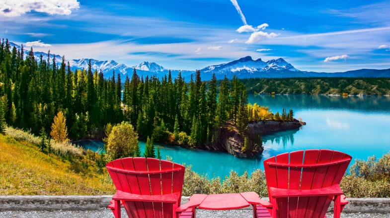Canada in September: Weather, Fall Foliage and More!