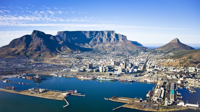 Cape Town is a dream vacation if are a hiking enthusiast. There are plenty of hiking trails in Cape Town for every type of hiker.