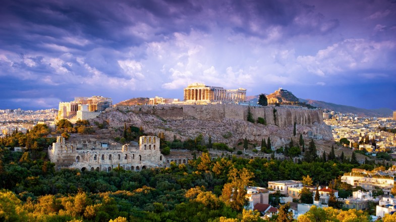 Greece in November: Weather, Museum Hopping & More!