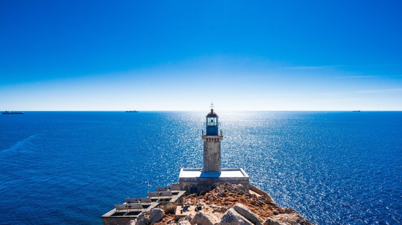 Greece in August: The Perfect Summer Wave