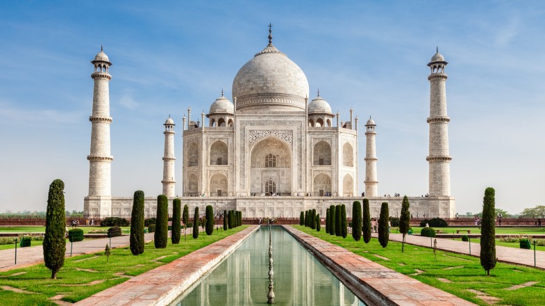 Often referred to as being the most beautiful building in the world, the Taj stands out among Agra’s haze like a beautiful mirage.