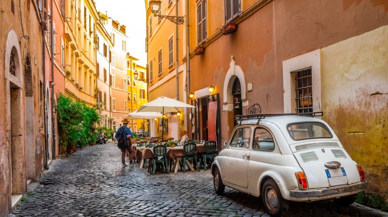 Italy in February: Weather, Carnivals and More!