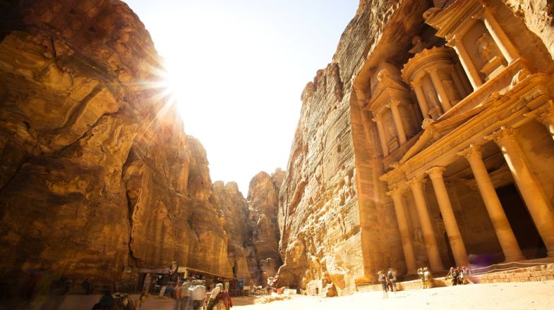 best time of year to travel to jordan