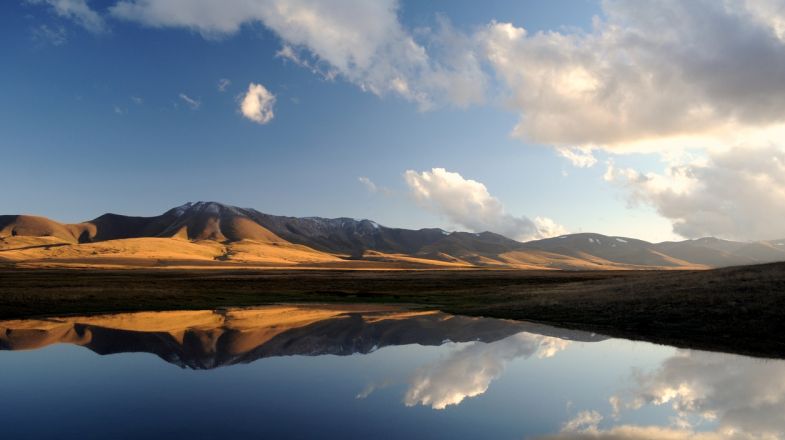 Lake Song Kol is a must visit on your holiday to Kyrgyzstan