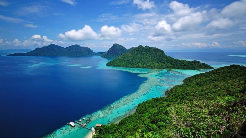 Famous for scuba diving and snorkeling, Bohey dulang is a must-visit for all watersport adventurers. Bohey dulang in Sabah Borneo in Malaysia in November.