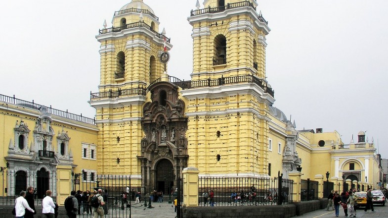 8. Lima’s Catacombs