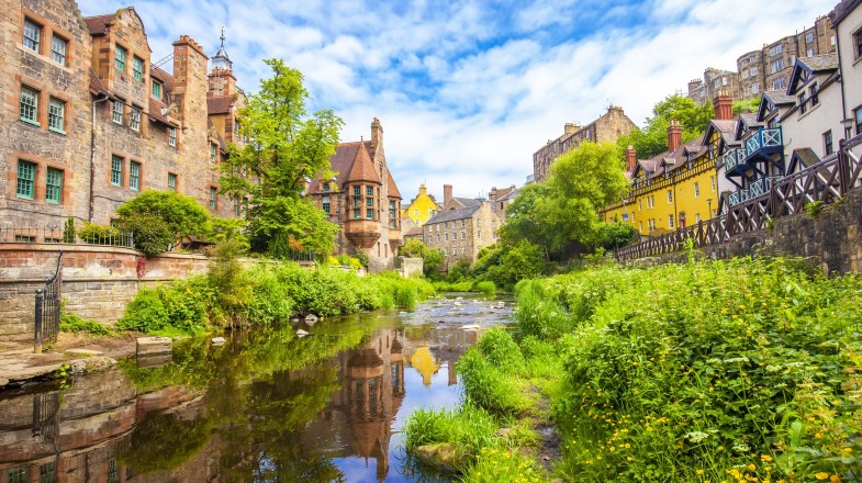 Scotland in August: Warm Weather and Fun Festivals