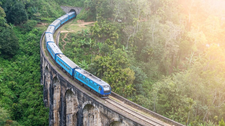 Train rides can be a great addition to your Sri Lanka itinerary.