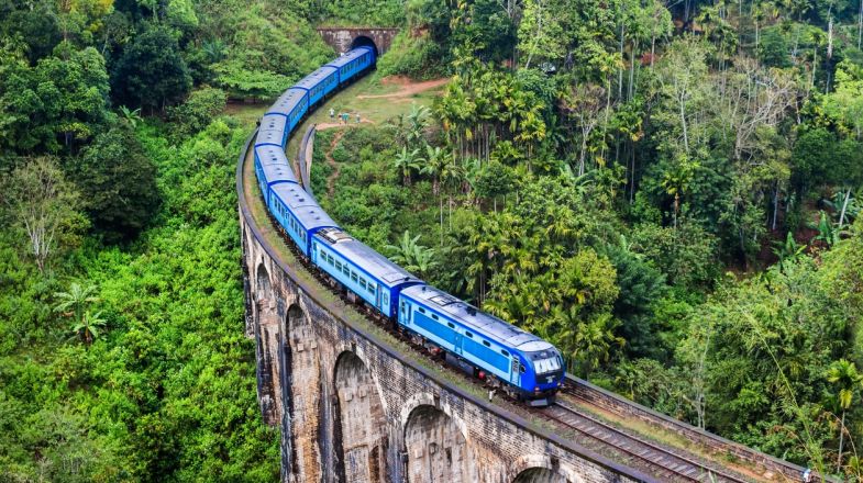 The Nine Arches Bridge is a top thing to do while on a holiday to Sri Lanka