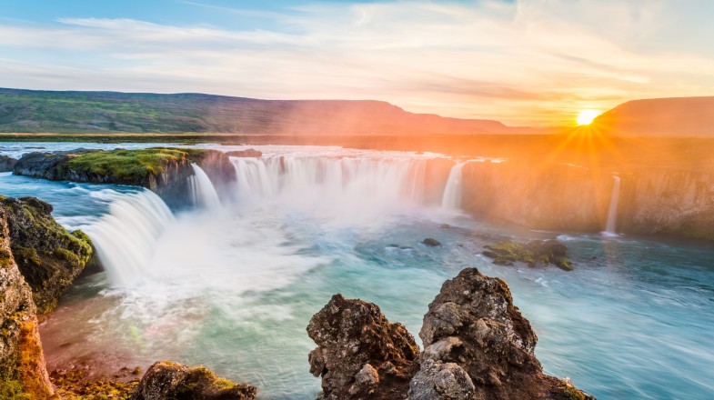 Iceland in Two Weeks: 4 Recommended 14-day Itineraries to Iceland