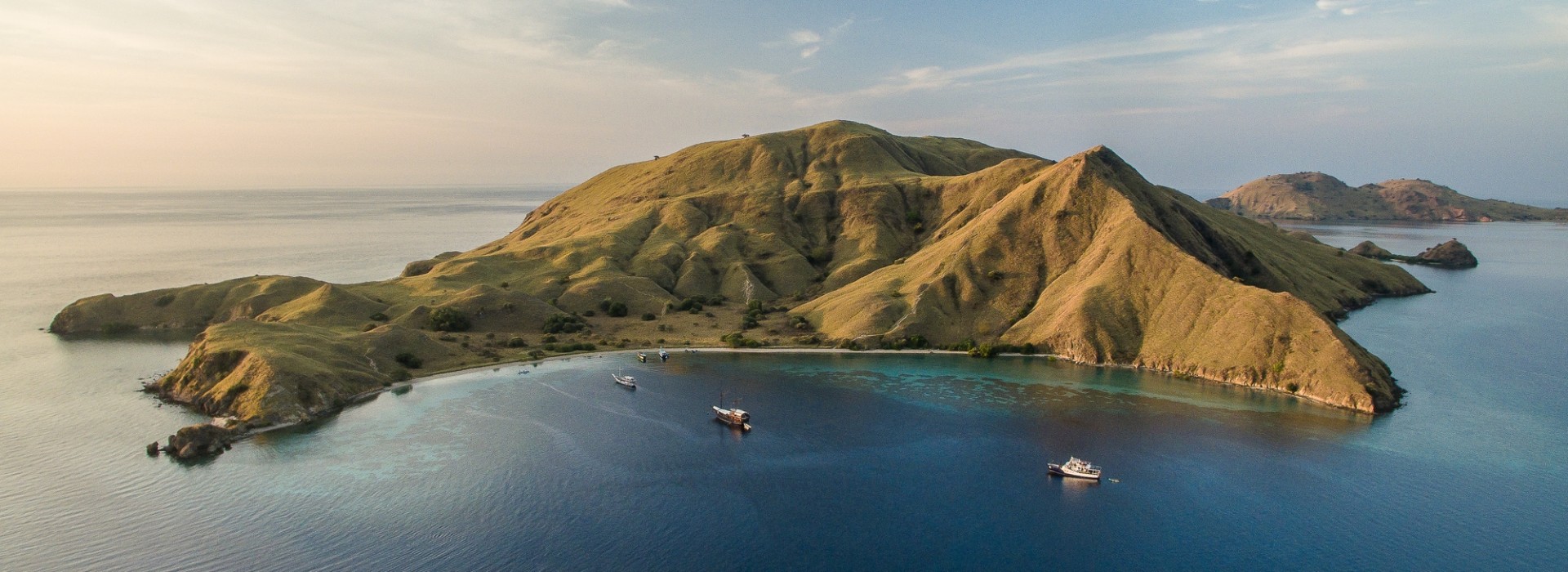 Best Tours and Trips in Komodo Islands 2024/2025 – Compare Prices