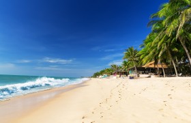 Unwind on the Pristine Beaches of Hanoi
