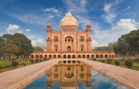 Take on the Golden Triangle & Immerse Yourself in India’s rich culture and history
