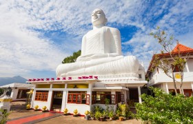 Explore the Spiritual Importance of Kandy
