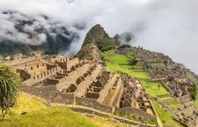 Discover Inca Relics in Machu Picchu