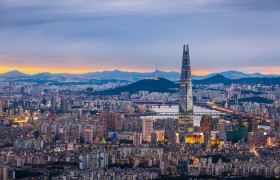 Explore the Modern Metropolis of Seoul