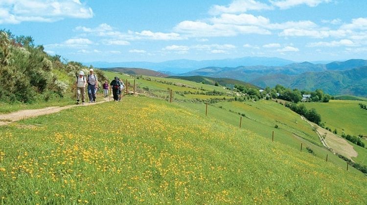 Walking The Camino De Santiago By Explore Bookmundi